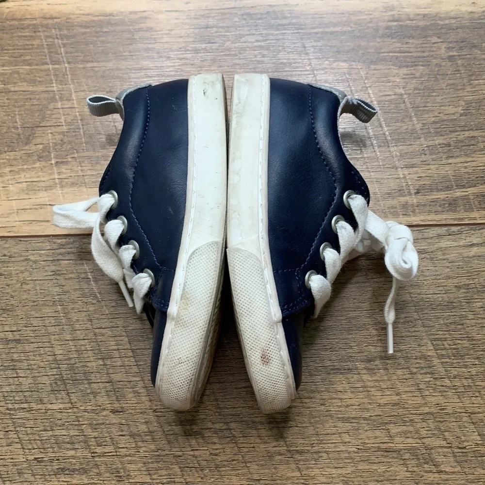 Gymboree Blue Dress Sneakers sz 8
